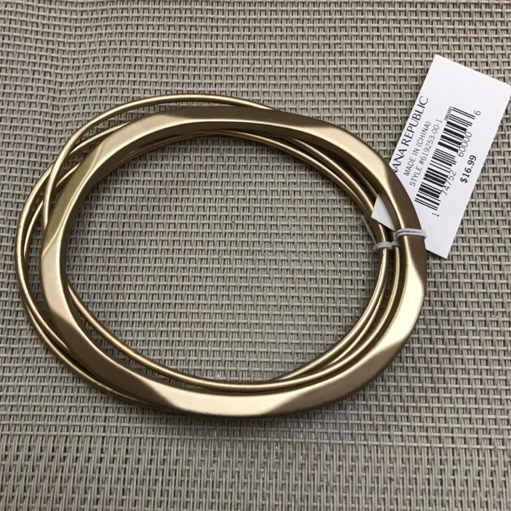 Banana Republic matte beautiful bangle - Picture 1 of 5